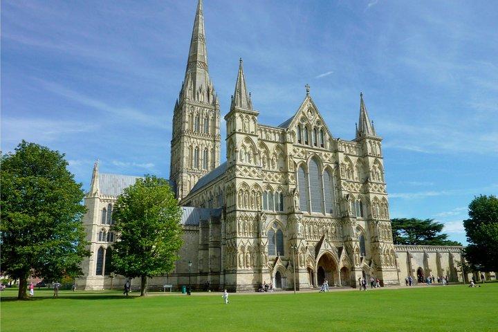 Excursion d'une journée en véhicule privé à Stonehenge, Salisbury, château de Windsor