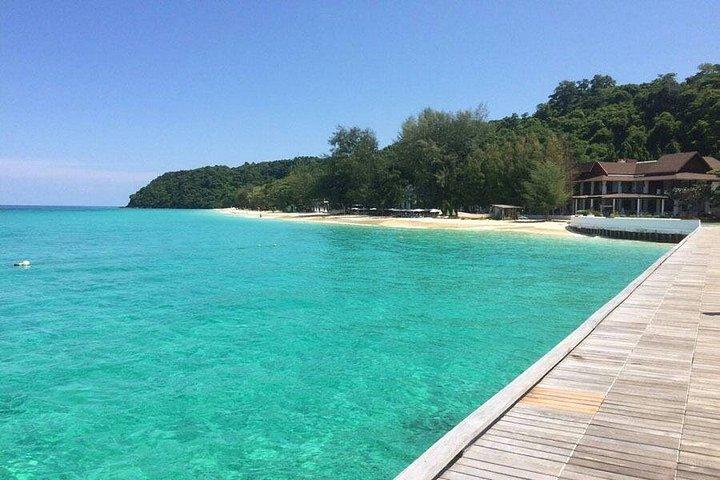 Phi Phi Khai Maiton islands tour by Speed Boat