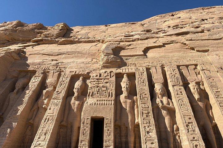 フルガダからアブシンベルとアスワンへのプライベート旅行3日間