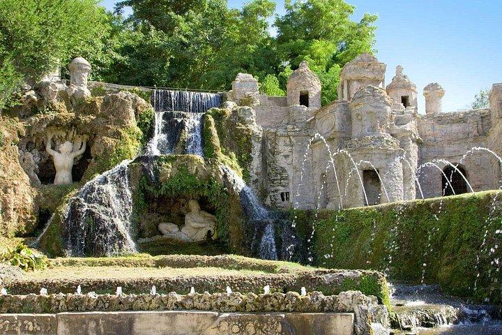 ローマからの日帰り旅行：ハドリアヌスのヴィラとヴィラデステ