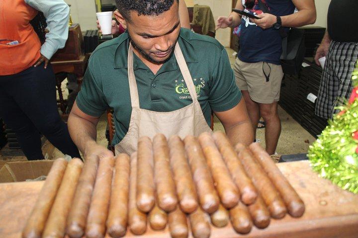 Tour Rum Reggae e Ritmos: Danças e Coquetéis