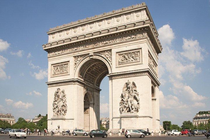 Tour privado por la ciudad de París y Louvre