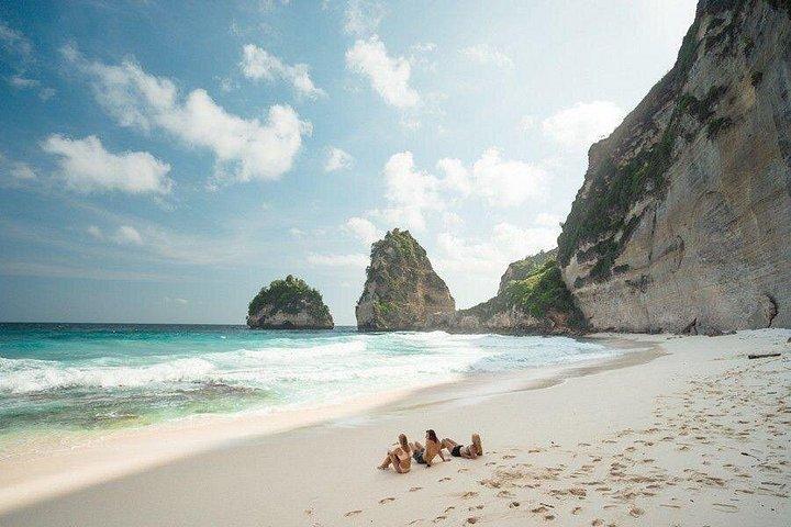 バリ島の最高の目的地-ヌサペニダへの特別パック旅行
