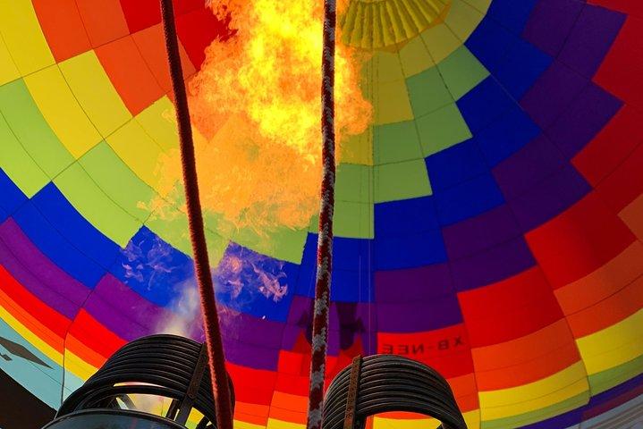 Vuelo en Globo en Teotihuacán desde Ciudad de México / Volare