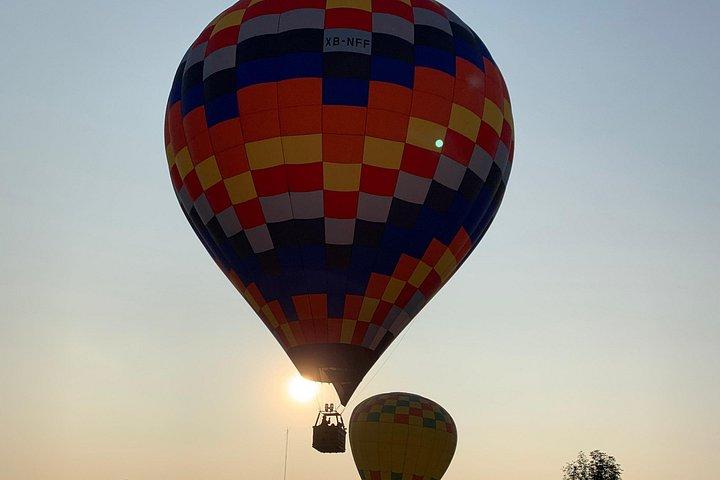 Vuelo en Globo en Teotihuacán desde Ciudad de México / Volare