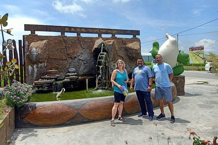 クアラルンプールからセキンチャン水田と漁村