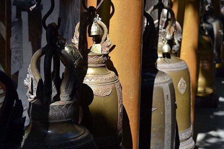 ホット！ドイステープ寺院+ワットパラド+スティッキー滝