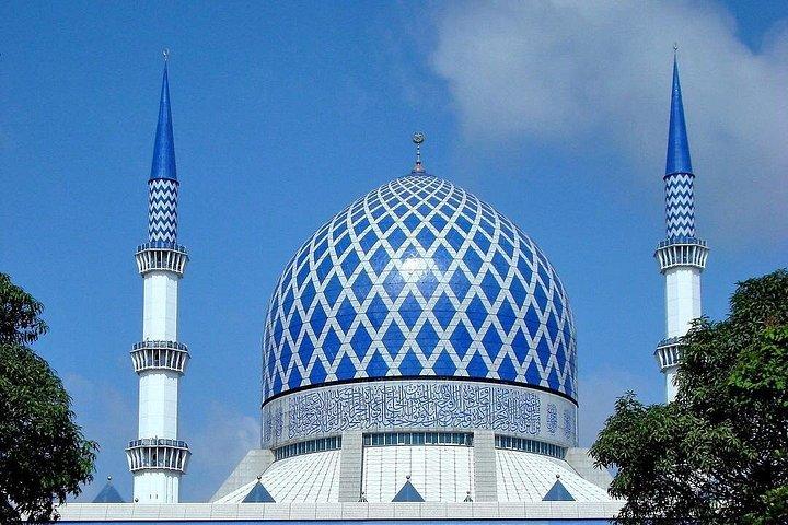 Batu Caves And Blue Mosque Tour From Kuala Lumpur