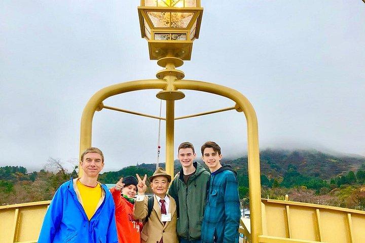Hakone Full-Day Private Tour By Public Transportation