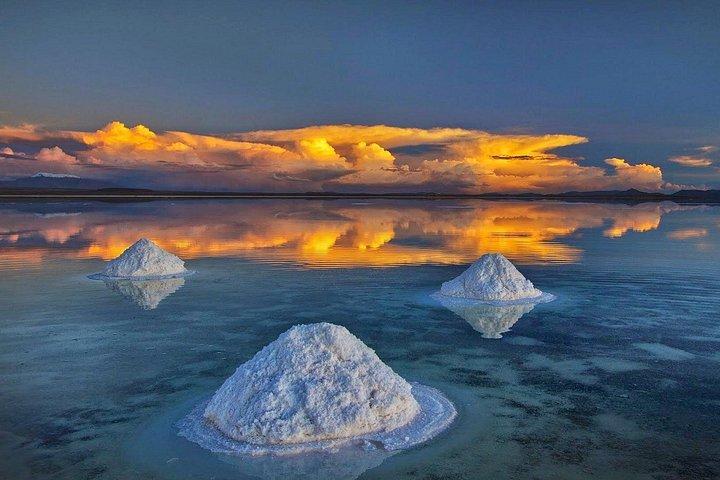 Uyuni Salt Flats (Day Trip) English Guide