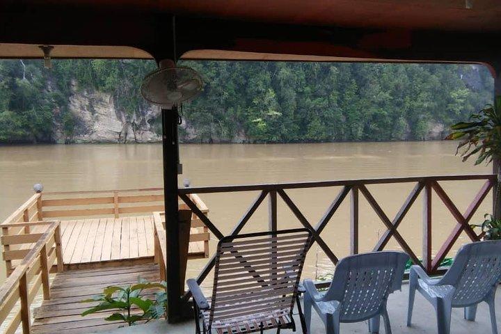 2D1N Sandakan privat tur med Kinabatangan River Cruise