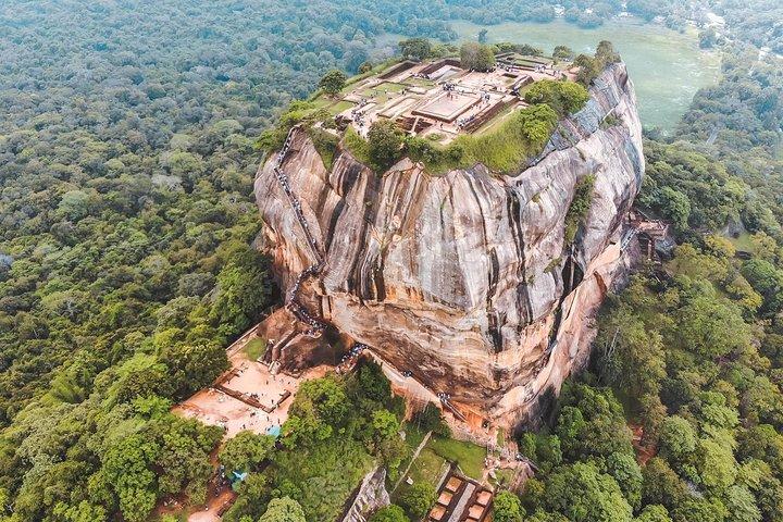 Sigiriya Rock Fortress All Inclusive dagstur fra Negombo