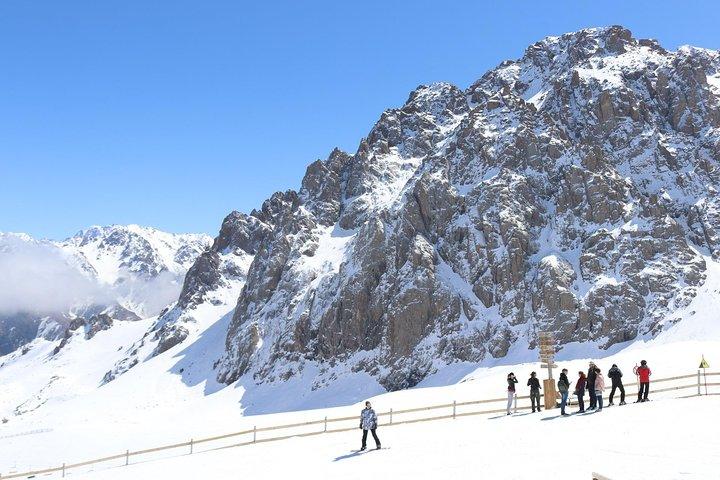 Excursion privée dans les stations de ski de Medeu et Shymbulak
