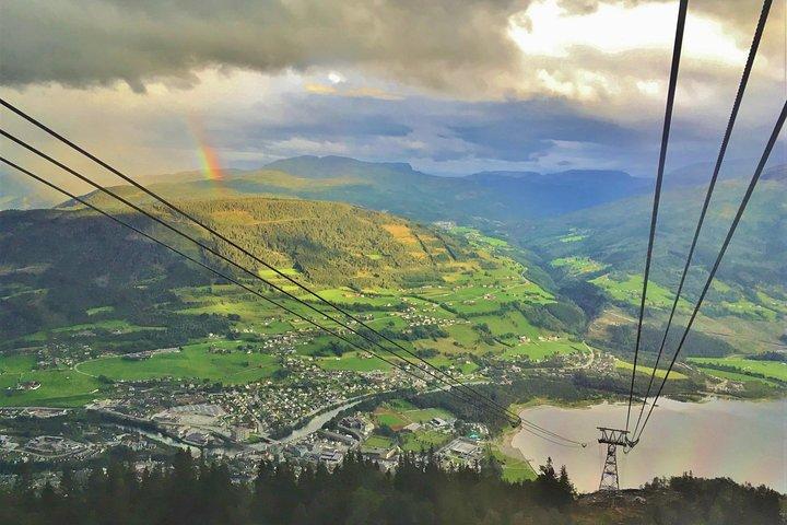 PRIVATE GUIDED TOUR: Hin- und Rückfahrt nach VOSS mit Seilbahnfahrt, 7 Stunden