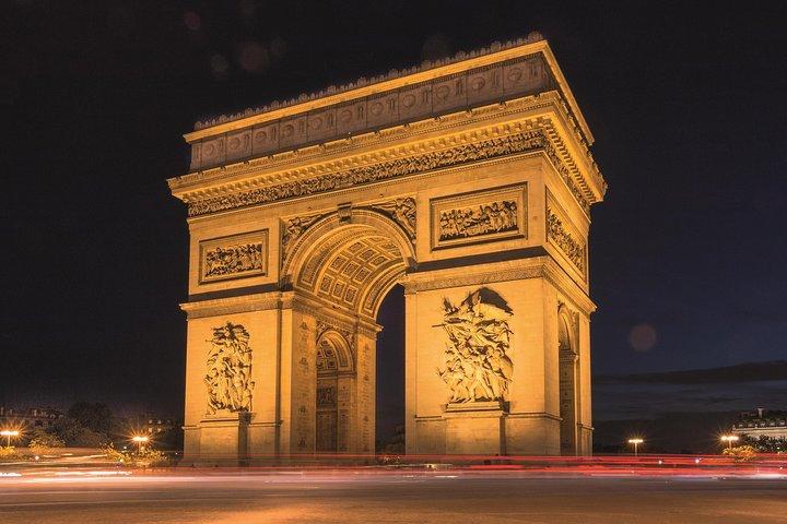 Private Paris Illuminations & Cruise mit Minivan