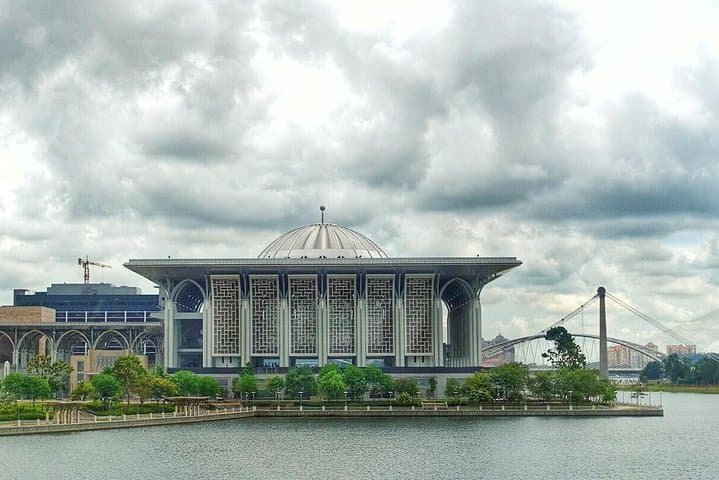 Putrajaya Full Day City Tour
