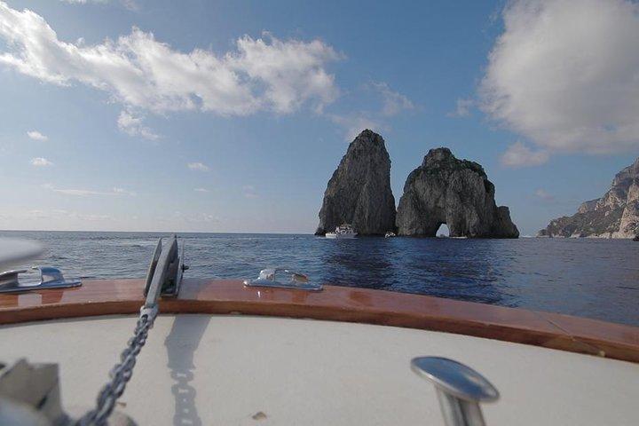 Excursion d'une journée en petit groupe à Capri depuis Positano ou Praiano