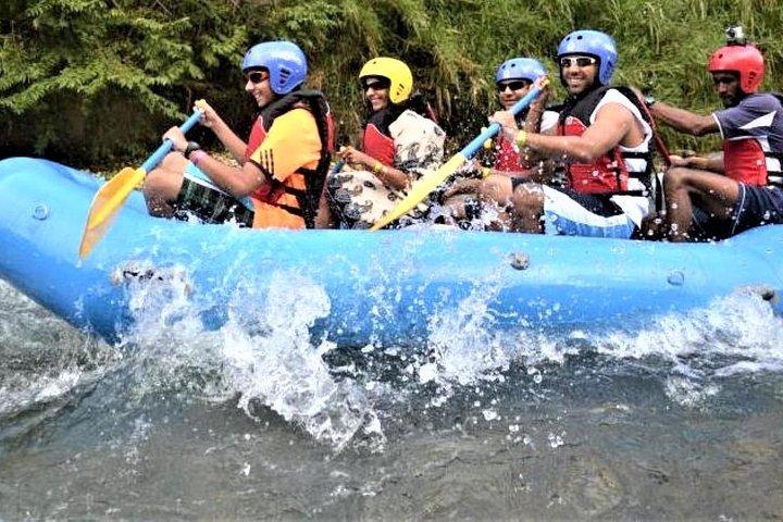 Aventura privada en el río Río Bueno desde los hoteles Runaway Bay