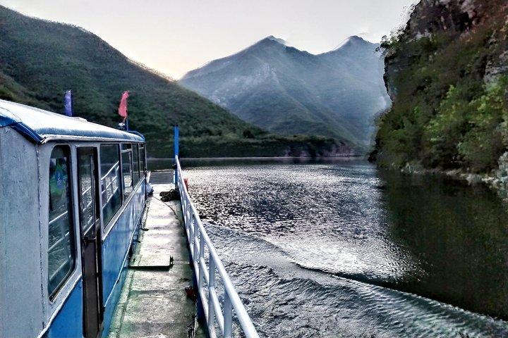 Kayak ed escursioni sul lago Koman, Valbona e Theth in tour di 4 giorni da Tirana