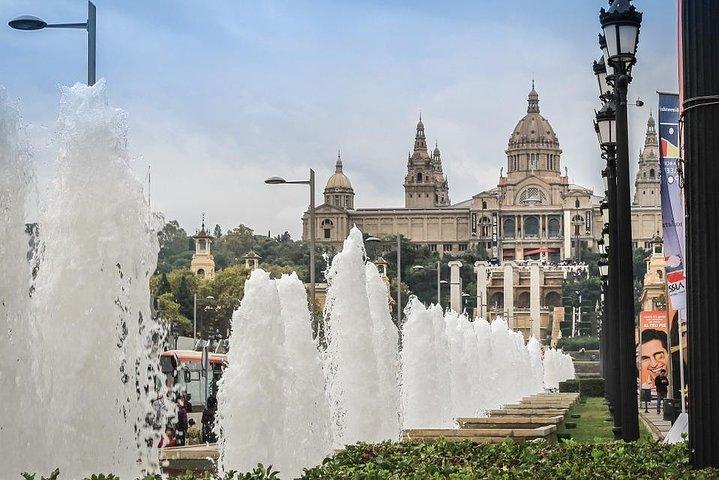 Private Contrast Barcelona Tour (4 Stunden) - Von Barcelona