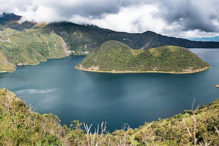 Otavalo, Cuicocha See oder Peguche Wasserfall von Quito - Private
