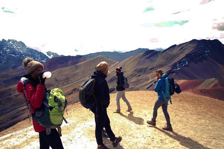 Rainbow Mountain Hike: 1 FULL DAY
