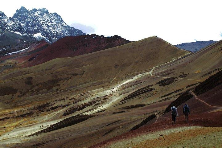 Rainbow Mountain Hike: 1 FULL DAY