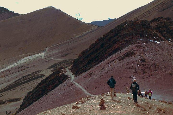 Rainbow Mountain Hike: 1 FULL DAY