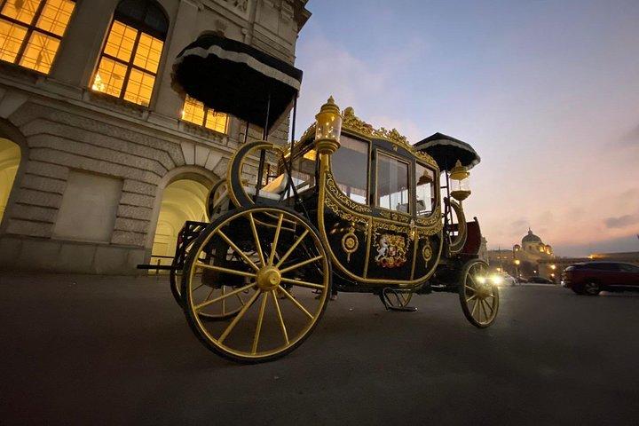 Wien: 60 min. Imperial E-Carriage Sightseeing-tur med drinks