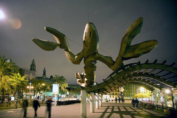 Barcelona Old Town walking tour with official guide