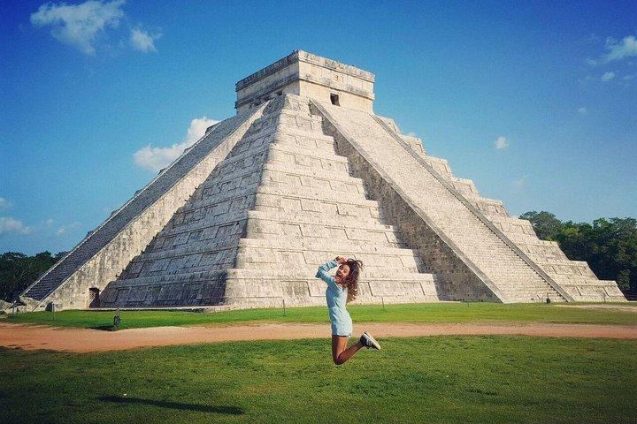 Chichen Itza, Cenote Suytun & Valladolid From Cancun