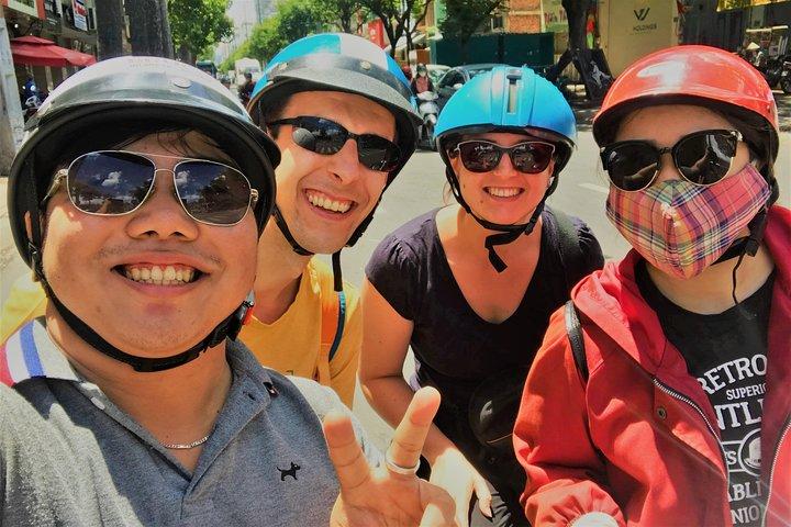 Ho Chi Minh City Sightseeing, nightlife Saigon, Local Markets