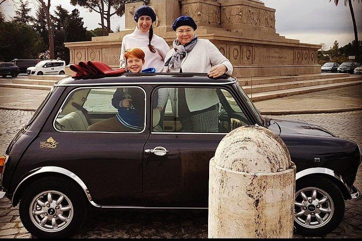 Les meilleurs quartiers de Rome en Mini Cooper Classic Cabriolet