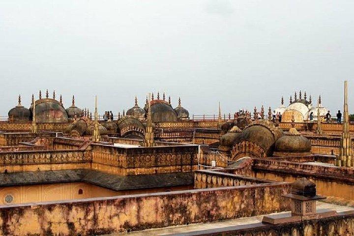 Scopri le fiabe del Rajasthan - Tour di un giorno a Jaipur per i forti