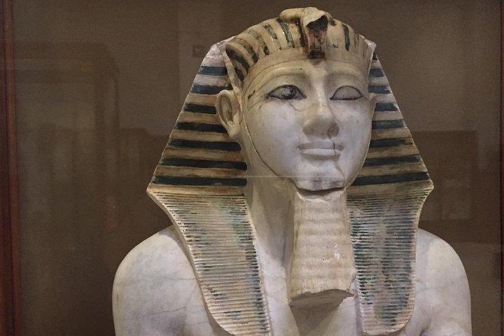 Kairo Stopover Day Trip til pyramider, egyptisk museum og basar