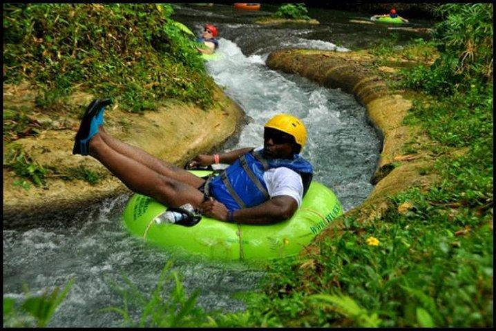Combo Blue Hole et River Tubing