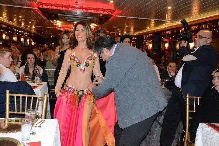 Premium Istanbul's New Year's Eve Dinner Cruise on the Bosphorus