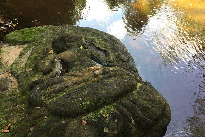 Private One Day Tour to Lady Temple & Kbal Spean