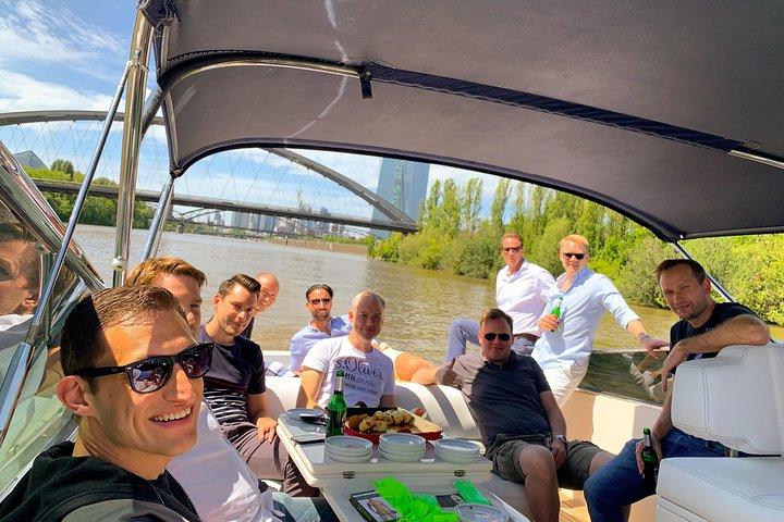Yacht Tour in Frankfurt for up to 12 Guests