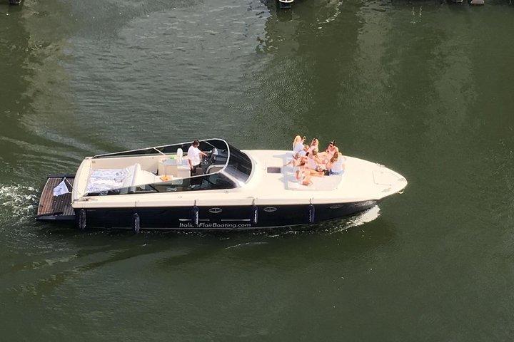 Yacht Tour in Frankfurt for up to 12 Guests