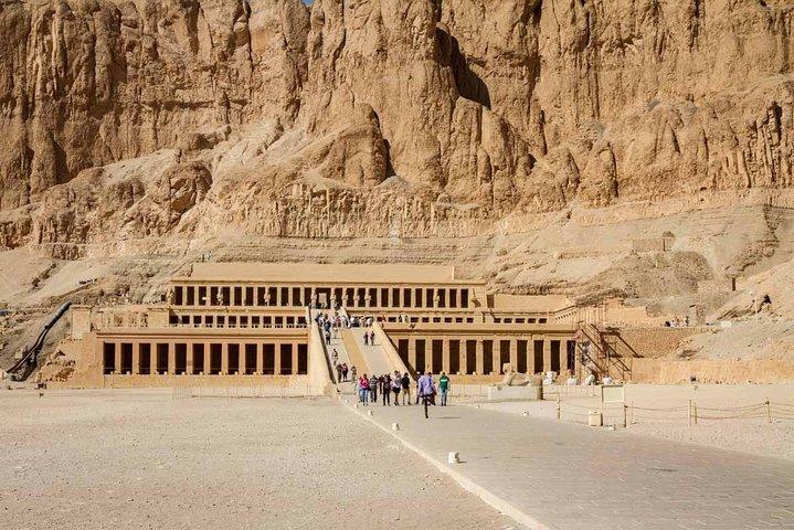 From Hurghada:Day Trip to Luxor and Valley of the Kings