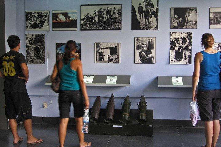 1-Day Ho Chi Minh City & Cu Chi Tunnels-Deluxe Group Of 10 Max