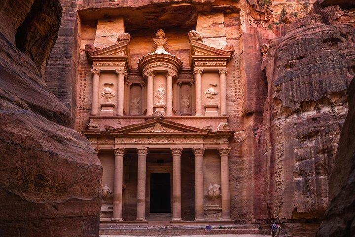 2 Nochces Tour Privado Escapada de Lujo a Petra y Mar Muerto desde Amman