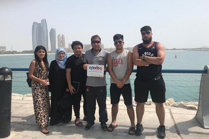 Tour della città di Abu Dhabi con pranzo a buffet