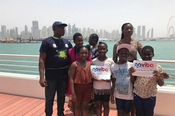 Tour della città di Abu Dhabi con pranzo a buffet