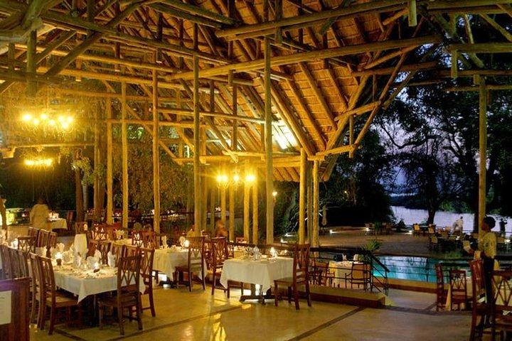 Safari di 4 notti e 5 giorni Victoria Falls e Chobe National Park