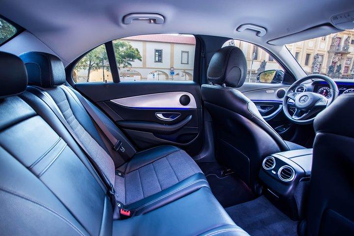 Private transfer from Prague to Vienna via Cesky Krumlov