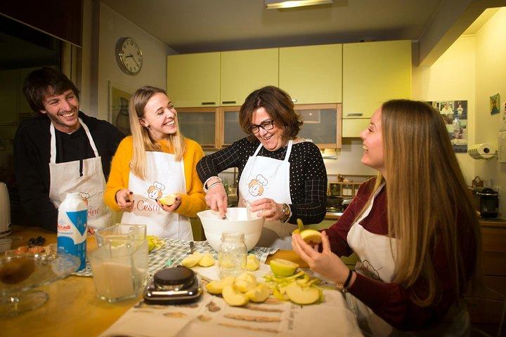 Cozinhar e saborear com um local em Siena por Cesarine