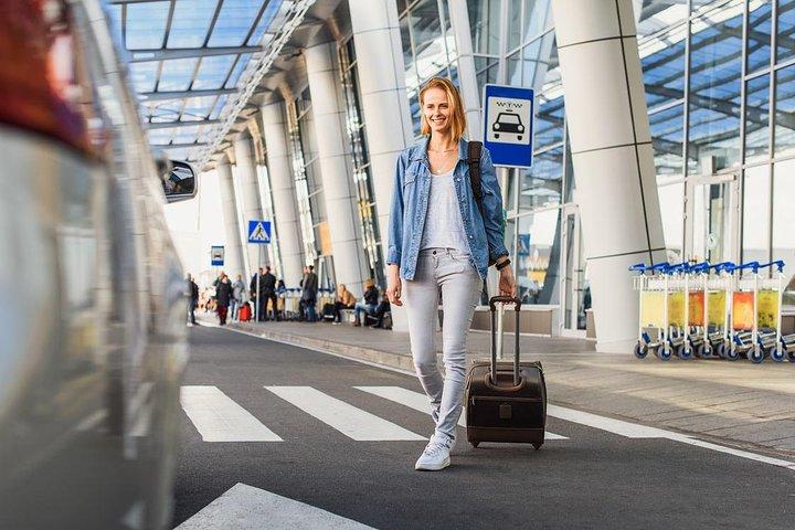 Transfert privé à l'arrivée : de l'aéroport de Koh Samui à l'hôtel de Koh Samui (SHA Plus)
