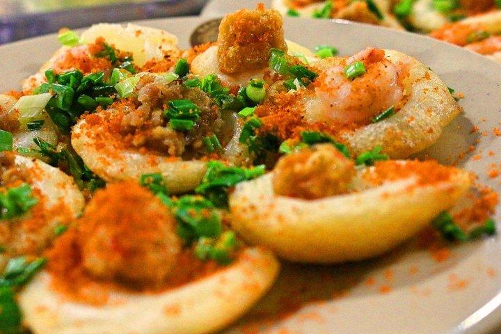 Morgendliche Gourmet-Tour in einem nicht-touristischen Gebiet mit viel Leben vor Ort